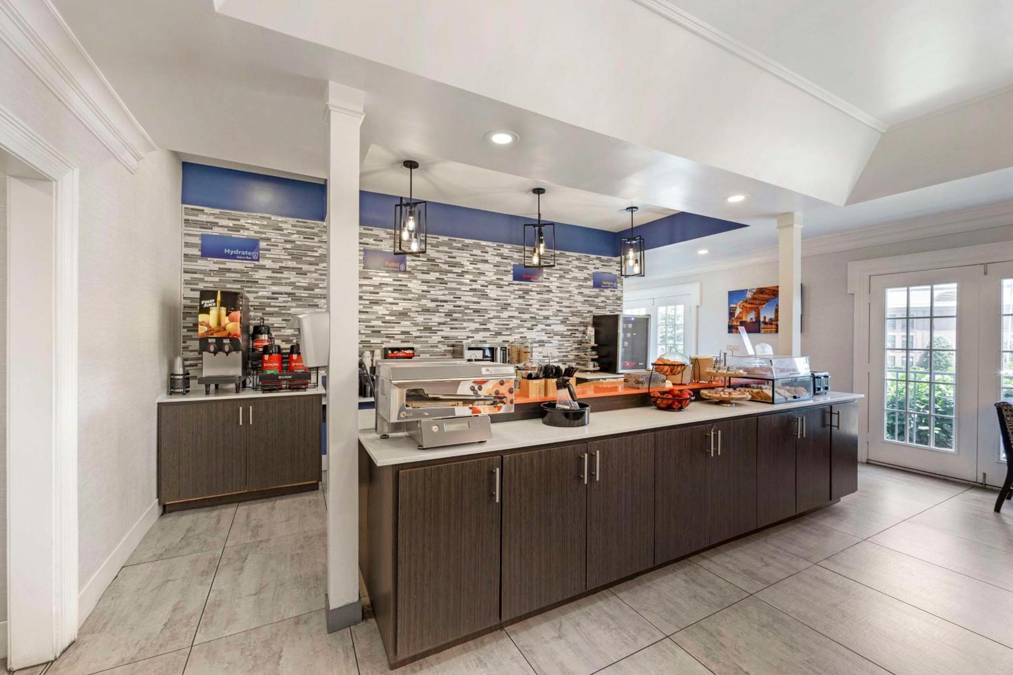 Best Western Brentwood Eksteriør bilde
